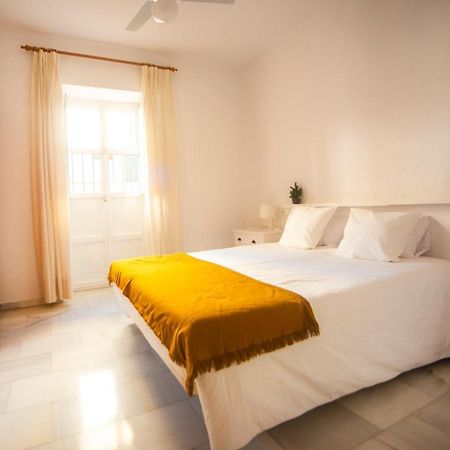 Apartment New Alfa Севилья Экстерьер фото
