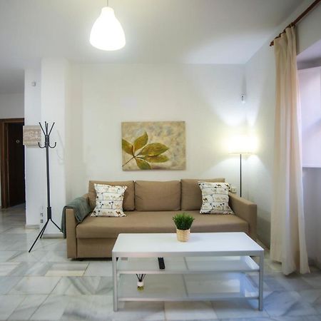 Apartment New Alfa Севилья Экстерьер фото